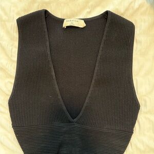Aritzia Babaton Black Ribbed Crop Top